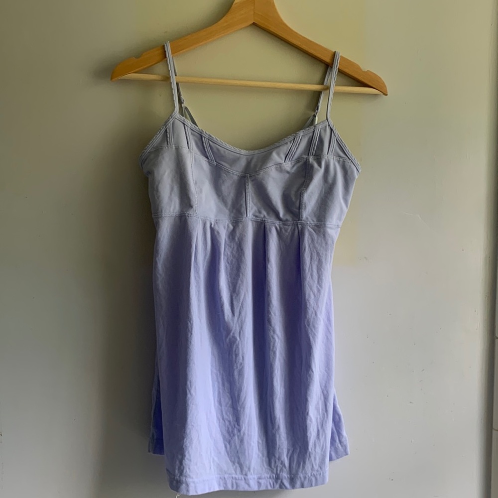 LULULEMON light blue scalloped tank